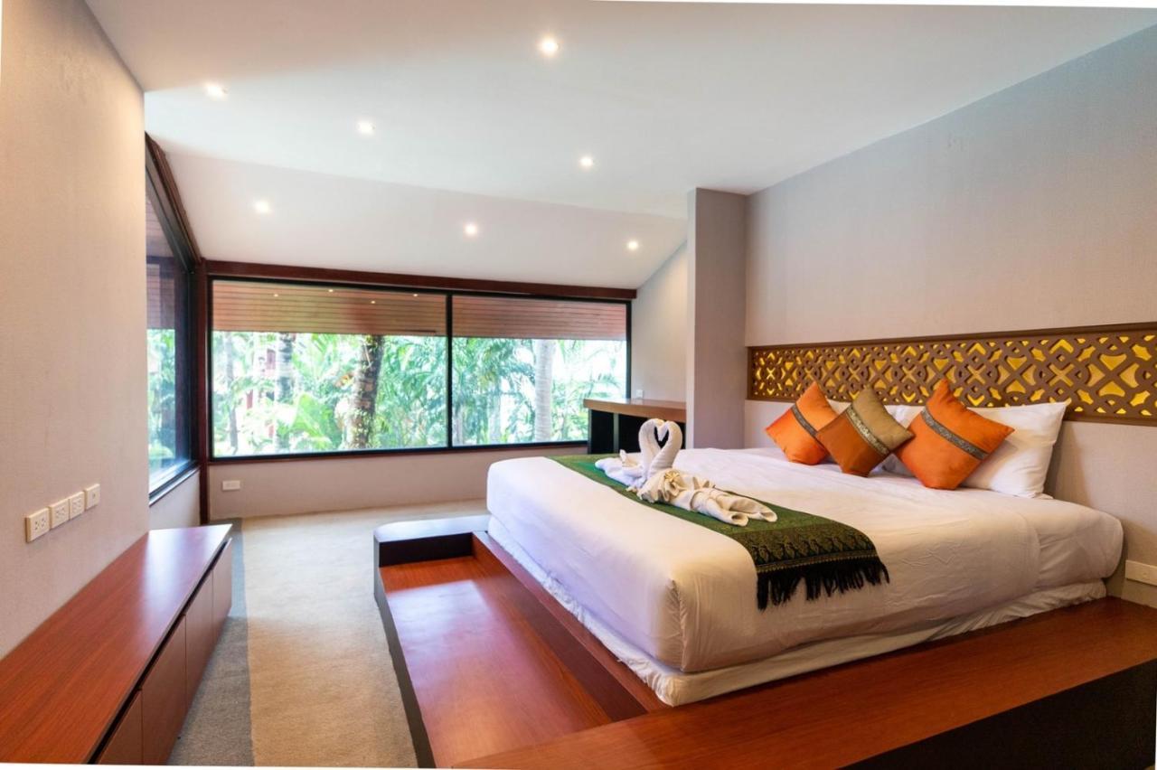 Royal Phawadee Village Patong - 2 Minutes Walk To The Beach Exterior photo