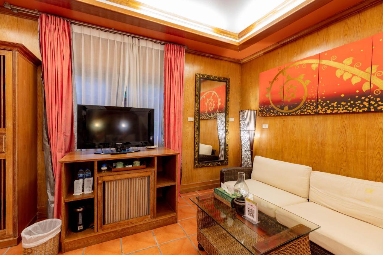 Royal Phawadee Village Patong - 2 Minutes Walk To The Beach Exterior photo