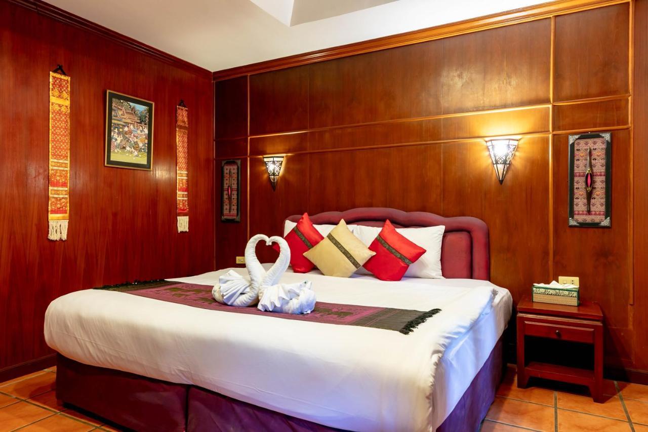 Royal Phawadee Village Patong - 2 Minutes Walk To The Beach Exterior photo