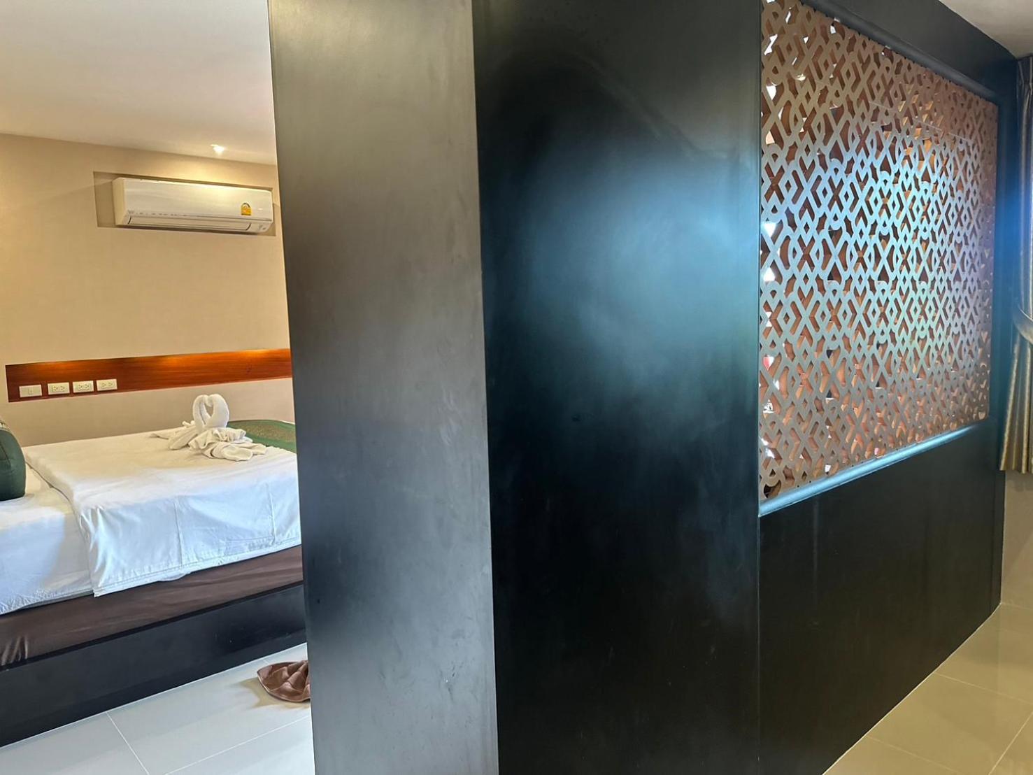 Royal Phawadee Village Patong - 2 Minutes Walk To The Beach Exterior photo